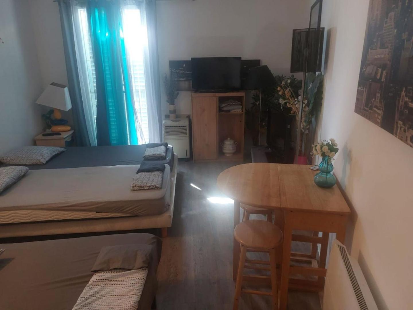 VIEILLE VILLE D AJACCIO POUR 3 PERs A 300M DU PORT ET A 15 MN DE LAEROPORT PROCHES DE PLUS BELLES PLAGES ET TTES COMMODITES A PROXIMITE Ajaccio (Corsica) Exterior foto